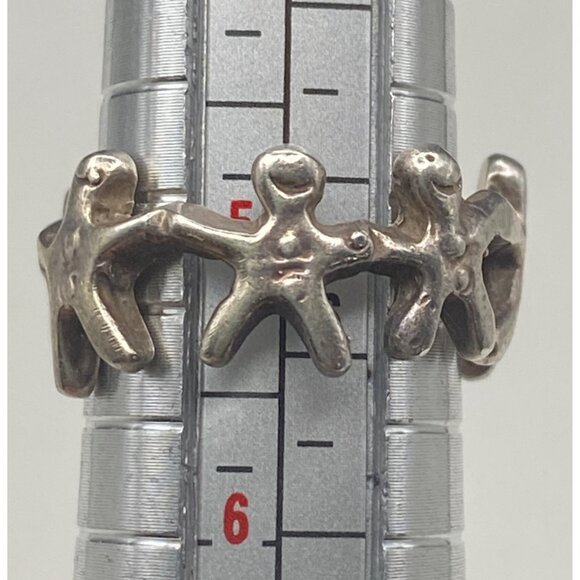 Sterling Silver Unity Ring Size 5 Circle of Friends Linked People 5g 9mm Boho - Picture 3 of 6